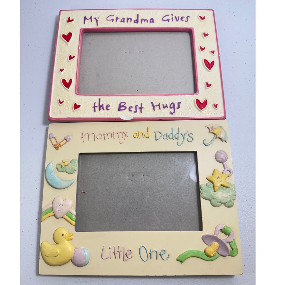 VTG 2*Russ Baby Photo Frame My Grandma Gives Best Hugs Mom Daddy Little One